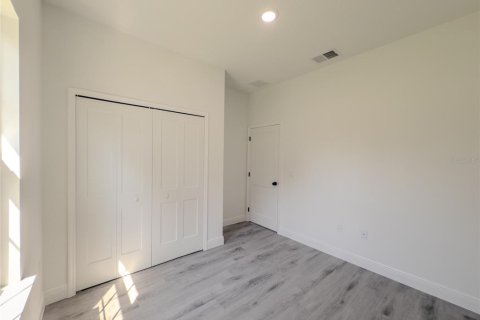 House in Ocala, Florida 4 bedrooms, 164.81 sq.m. № 2224661 - photo 18
