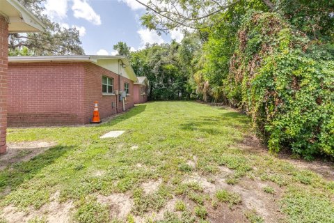 Commercial property in Tampa, Florida 119.57 sq.m. № 2219411 - photo 29