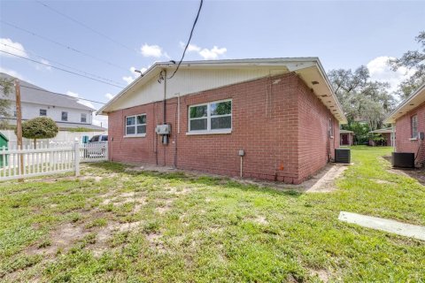 Commercial property in Tampa, Florida 119.57 sq.m. № 2219411 - photo 17
