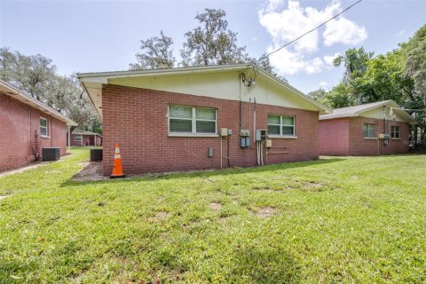 Commercial property in Tampa, Florida 119.57 sq.m. № 2219411 - photo 27