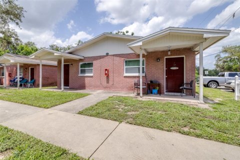 Commercial property in Tampa, Florida 119.57 sq.m. № 2219411 - photo 3