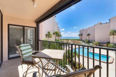 Condo in Sarasota, Florida, 2 bedrooms  № 2224265 - photo 7