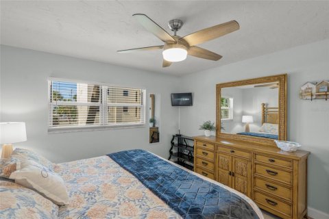 Condo in Siesta Key, Florida, 2 bedrooms  № 1812593 - photo 22