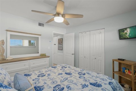 Condo in Siesta Key, Florida, 2 bedrooms  № 1812593 - photo 28