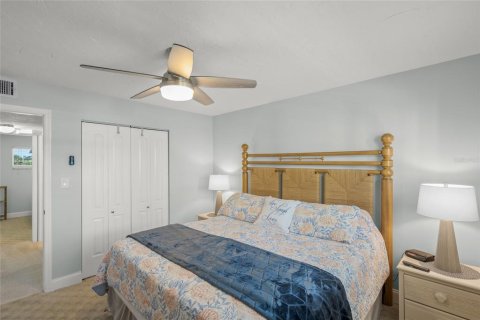 Condo in Siesta Key, Florida, 2 bedrooms  № 1812593 - photo 21