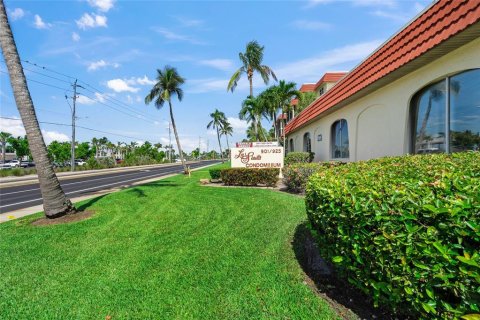 Condo in Siesta Key, Florida, 2 bedrooms  № 1812593 - photo 30