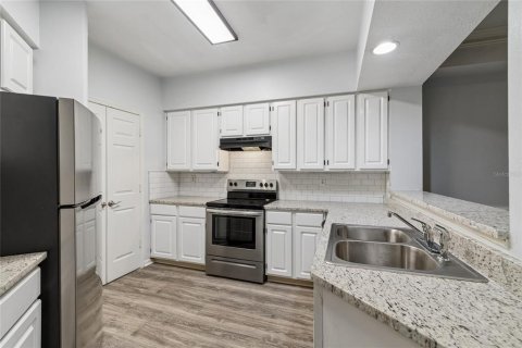 Copropriété à louer à Tampa, Floride: 1 chambre, 89.56 m2 № 2167512 - photo 11