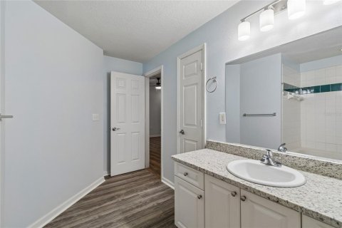 Copropriété à louer à Tampa, Floride: 1 chambre, 89.56 m2 № 2167512 - photo 9