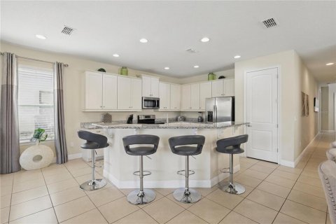 House in Four Corners, Florida 5 bedrooms, 309.18 sq.m. № 1526722 - photo 10