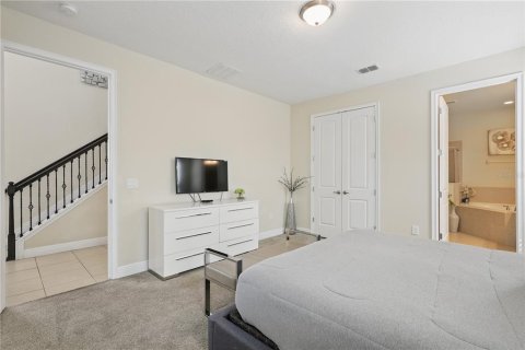 House in Four Corners, Florida 5 bedrooms, 309.18 sq.m. № 1526722 - photo 17