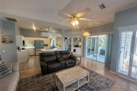 Villa ou maison à vendre à Hudson, Floride: 4 chambres, 207.64 m2 № 1740956 - photo 5