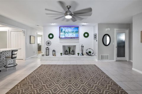 Villa ou maison à vendre à Clermont, Floride: 3 chambres, 197.05 m2 № 2431016 - photo 8