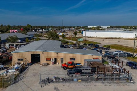 Immobilier commercial à Port Charlotte, Floride 210.33 m2 № 2368634