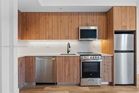 Apartment in Miami, Florida 37.16 sq.m. № 2002595 - photo 13