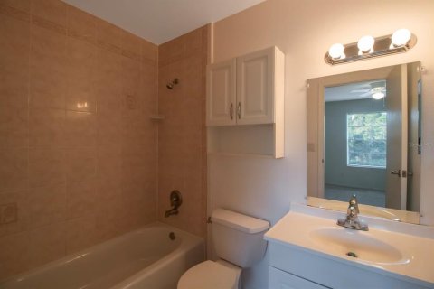 Купить кондоминиум в Сент-Питерсберг, Флорида 9 комнат, 82.68м2, № 1522025 - фото 23