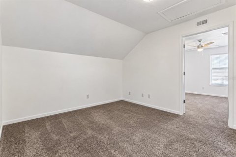 House in Lutz, Florida 4 bedrooms, 193.42 sq.m. № 2383423 - photo 25