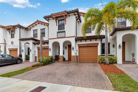 Adosado en venta en Doral, Florida, 4 dormitorios, 163.23 m2 № 2175039 - foto 4