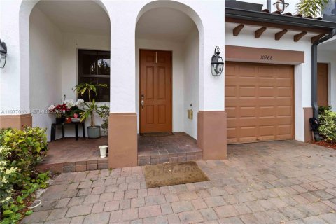 Adosado en venta en Doral, Florida, 4 dormitorios, 163.23 m2 № 2175039 - foto 5