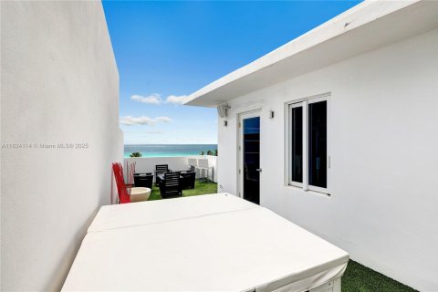 Copropriété à louer à Miami Beach, Floride: 4 chambres, 256.97 m2 № 1813941 - photo 21