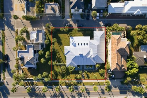 Villa ou maison à vendre à Saint Pete Beach, Floride: 4 chambres, 319.89 m2 № 2151731 - photo 6