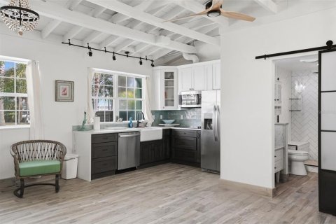 Villa ou maison à vendre à Saint Pete Beach, Floride: 4 chambres, 319.89 m2 № 2151731 - photo 27
