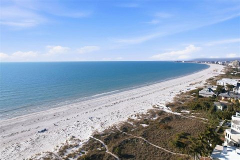 Villa ou maison à vendre à Saint Pete Beach, Floride: 4 chambres, 319.89 m2 № 2151731 - photo 2