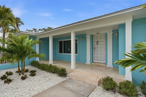 Villa ou maison à vendre à Saint Pete Beach, Floride: 4 chambres, 319.89 m2 № 2151731 - photo 9