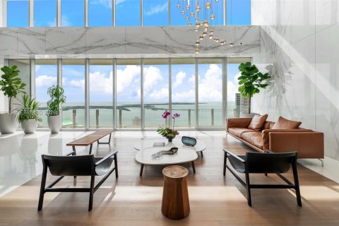 Condominio en venta en Miami, Florida, 57.41 m2 № 2409033 - foto 26