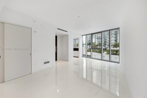Condominio en venta en Miami, Florida, 57.41 m2 № 2409033 - foto 20
