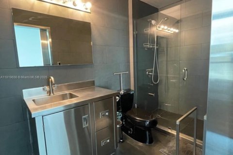 Купить кондоминиум в Майами, Флорида 1 спальня, 82.68м2, № 1777653 - фото 10