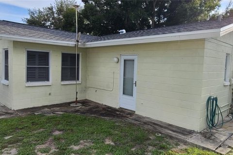 House in Seminole, Florida 2 bedrooms, 99.59 sq.m. № 2299265 - photo 21