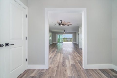 Casa en venta en Placida, Florida, 3 dormitorios, 222.22 m2 № 1918554 - foto 5