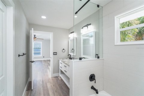 Casa en venta en Placida, Florida, 3 dormitorios, 222.22 m2 № 1918554 - foto 26