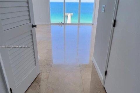 Купить кондоминиум в Санни-Айлс-Бич, Флорида 2 спальни, 157.75м2, № 1986481 - фото 16