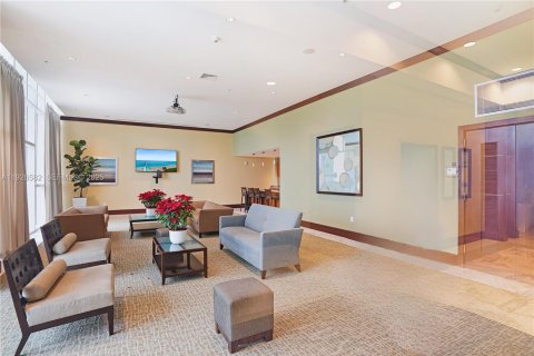 Купить кондоминиум в Санни-Айлс-Бич, Флорида 2 спальни, 157.75м2, № 1986481 - фото 19