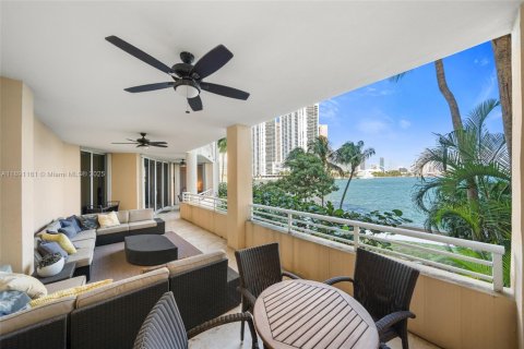Copropriété à louer à Miami, Floride: 3 chambres, 172.33 m2 № 1953980 - photo 4