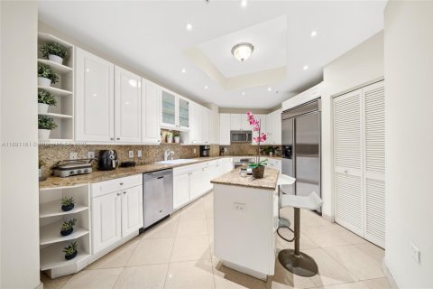 Copropriété à louer à Miami, Floride: 3 chambres, 172.33 m2 № 1953980 - photo 27