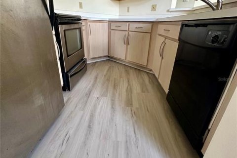 Condo in Orlando, Florida, 1 bedroom  № 2112895 - photo 5