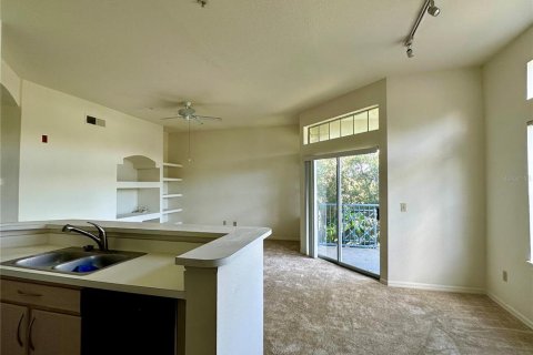 Condo in Orlando, Florida, 1 bedroom  № 2112895 - photo 4