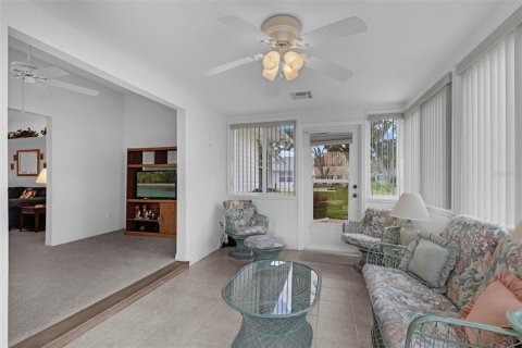 Casa en venta en Leesburg, Florida, 2 dormitorios, 151.62 m2 № 1841457 - foto 9