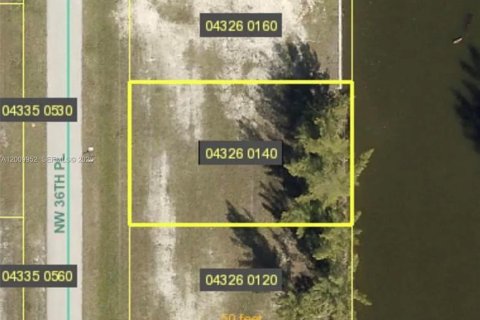Terrain à vendre à Cape Coral, Floride № 2090987 - photo 11