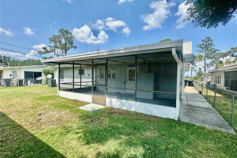 Casa en venta en Winter Haven, Florida, 2 dormitorios, 171.87 m2 № 1530422 - foto 29