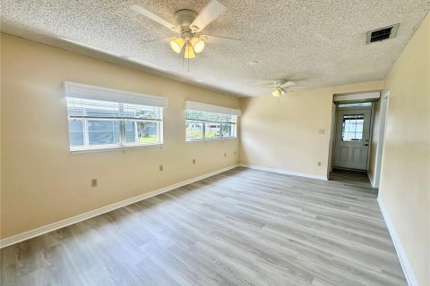 Casa en venta en Winter Haven, Florida, 2 dormitorios, 171.87 m2 № 1530422 - foto 19