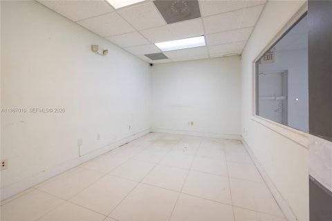 Immobilier commercial à vendre à Dania Beach, Floride № 2081361 - photo 7