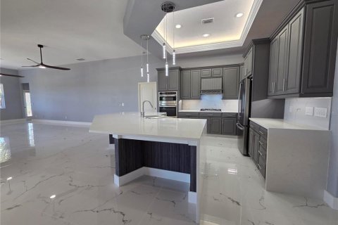 Casa en venta en Bradenton, Florida, 4 dormitorios, 273.88 m2 № 2393387 - foto 25