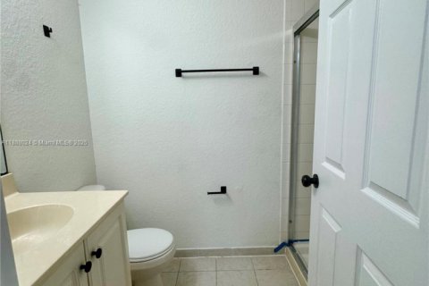 Condo in Riviera Beach, Florida, 2 bedrooms  № 1942223 - photo 14