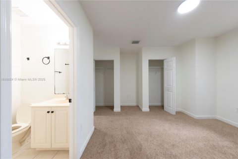 Condominio en venta en Riviera Beach, Florida, 2 dormitorios, 113.43 m2 № 1942223 - foto 18