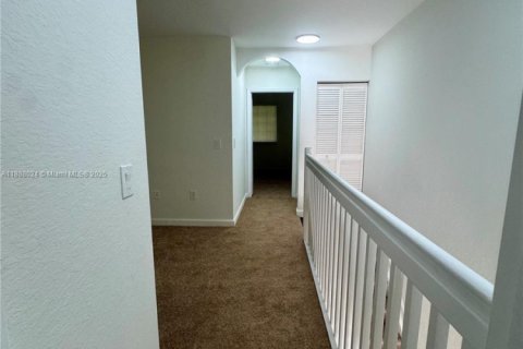 Condo in Riviera Beach, Florida, 2 bedrooms  № 1942223 - photo 7