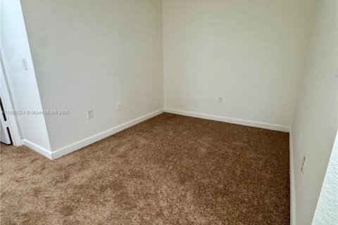 Condo in Riviera Beach, Florida, 2 bedrooms  № 1942223 - photo 10