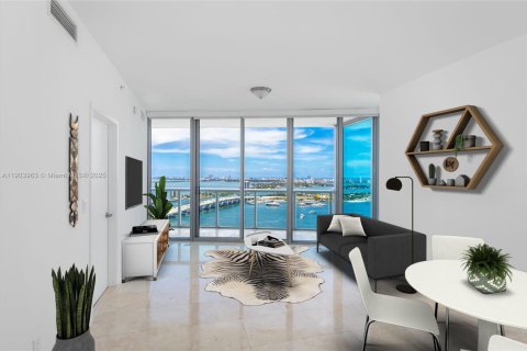 Снять в аренду кондоминиум в Майами, Флорида 2 спальни, 122.91м2, № 1957247 - фото 5